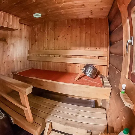 Dom wakacyjny Rustholli 1 By Interhome Tampere