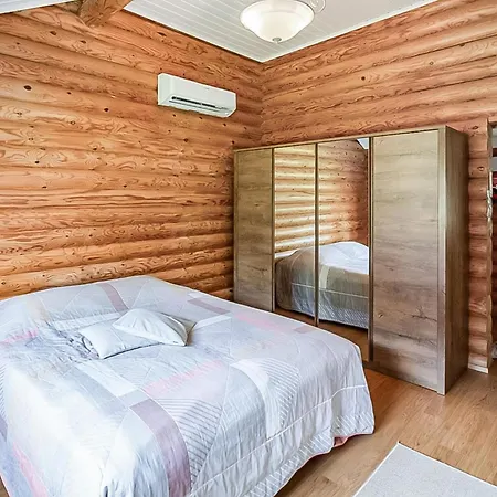 Dom wakacyjny Rustholli 1 By Interhome *